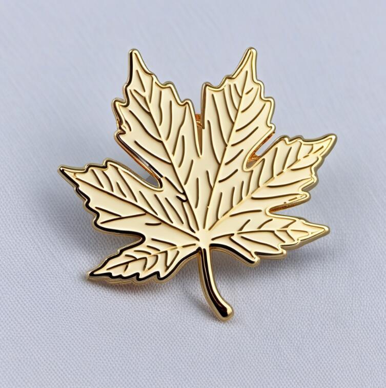Maple Leaf Lapel Pin